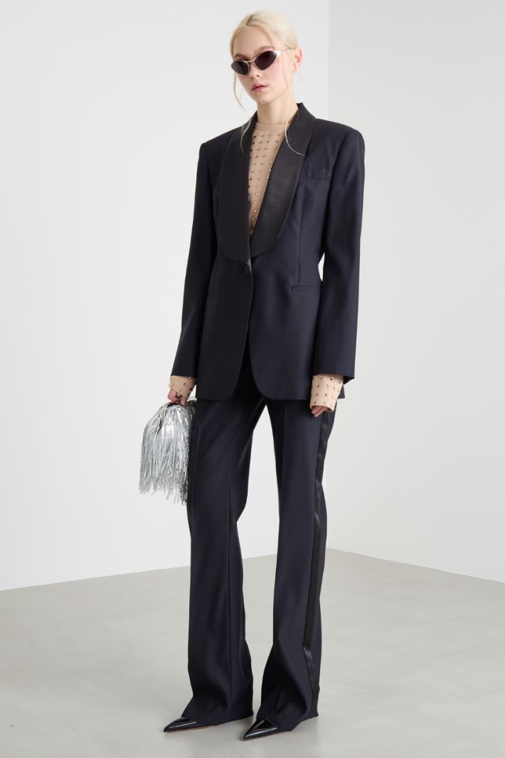 Satin-lapel blazer Intrend