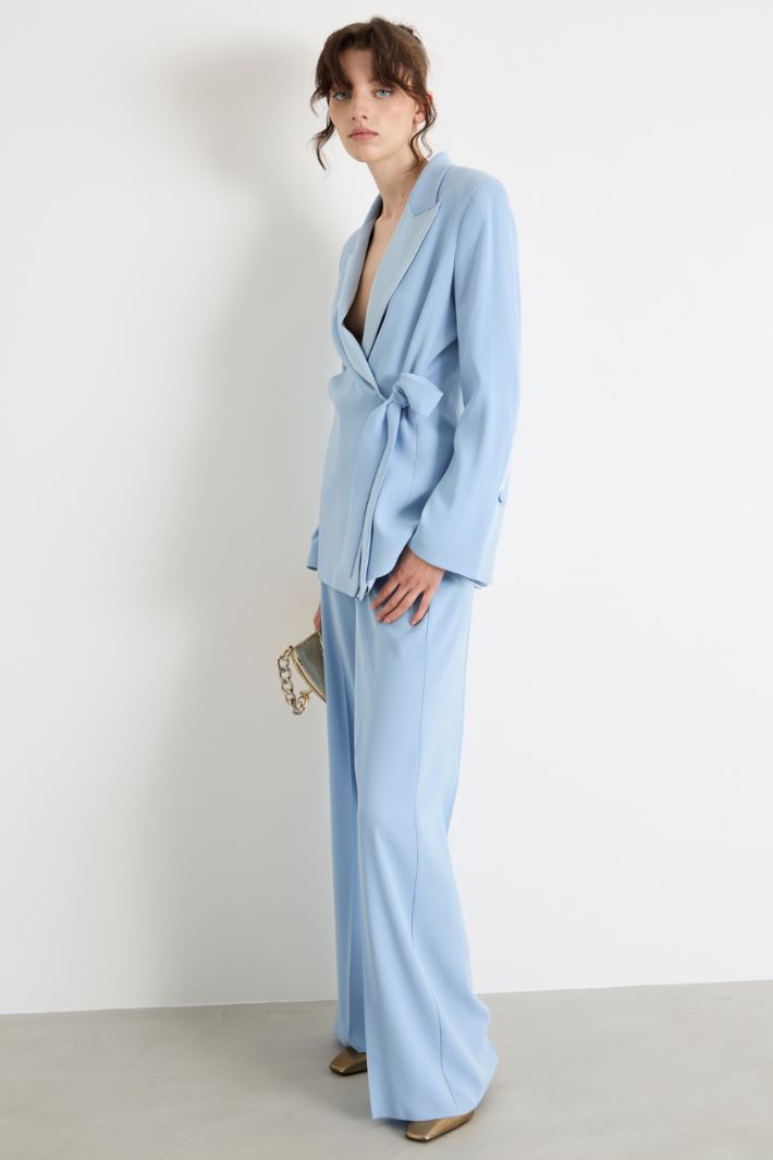 Fitted cady jacket with ribbon tie Intrend