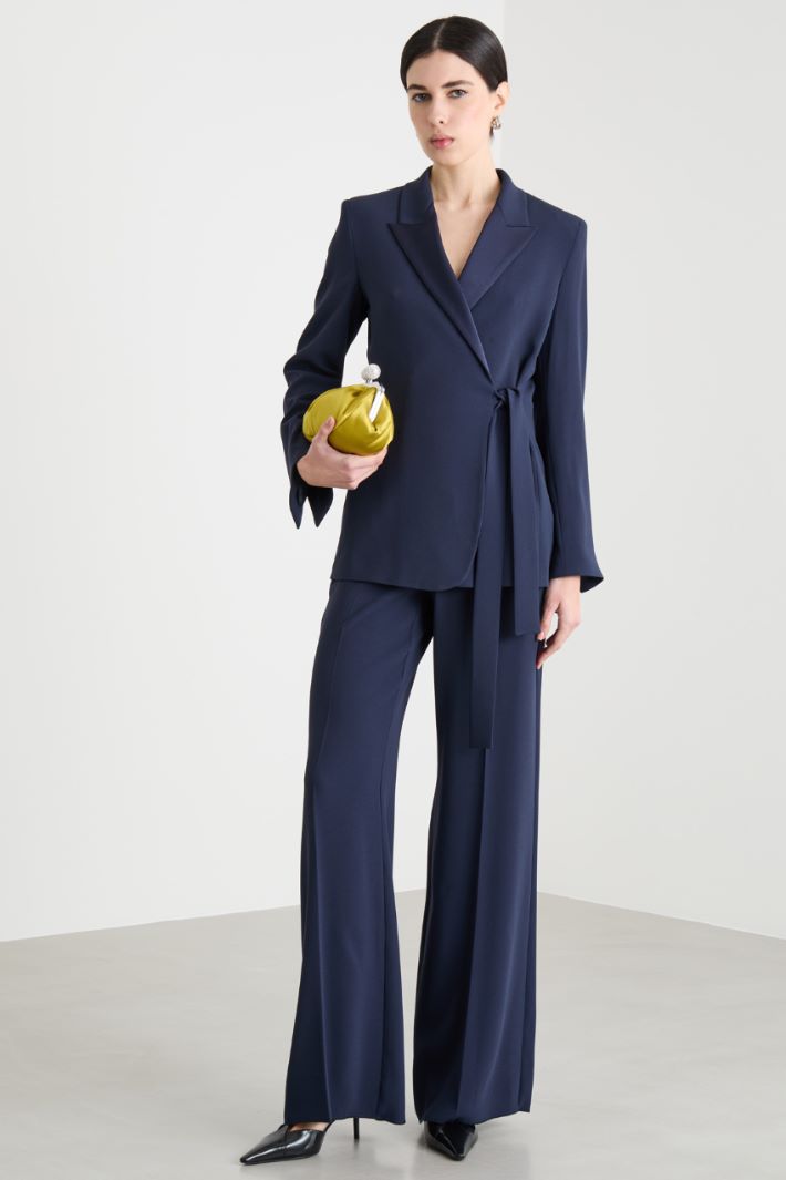 Fitted cady jacket with ribbon tie Intrend