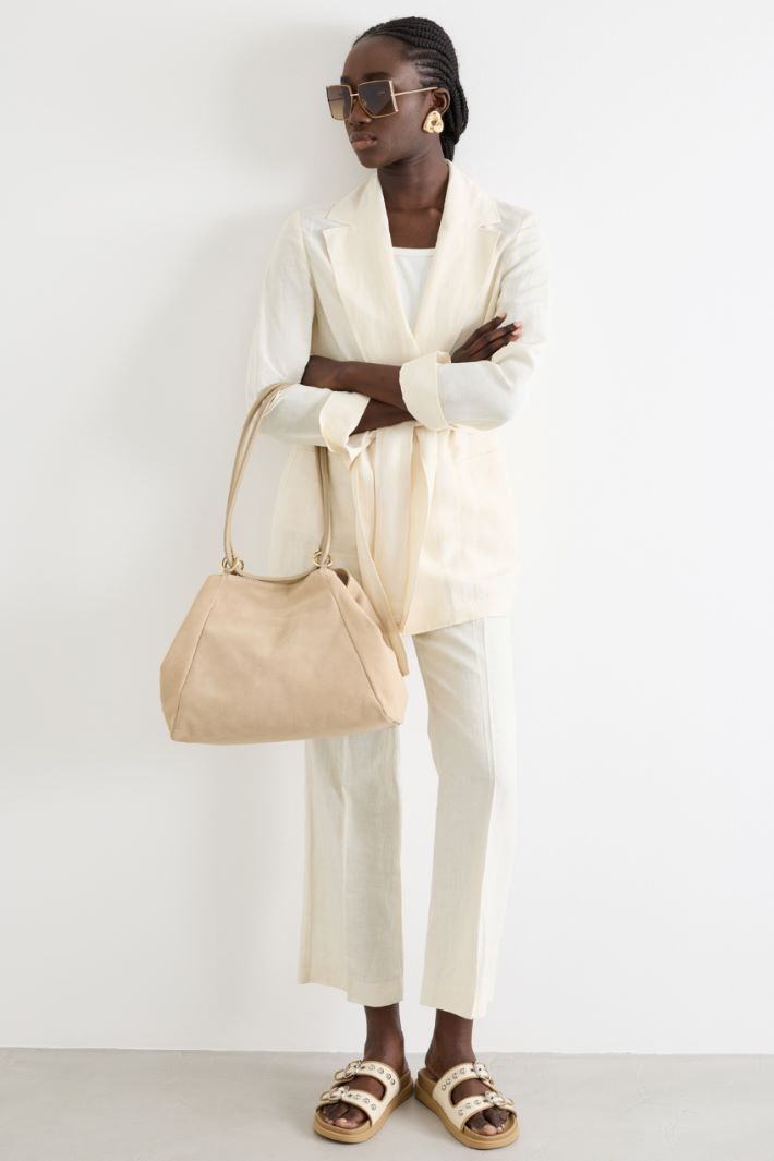 Blazer con cintura Intrend