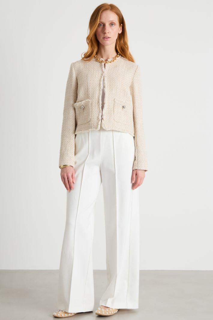 Chaqueta de esterilla con cuello redondo Intrend