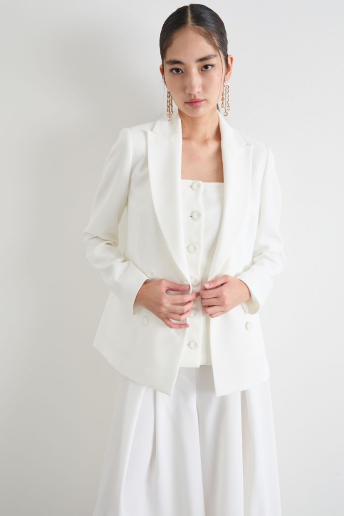 Double-breasted blazer with covered buttons Intrend - 2