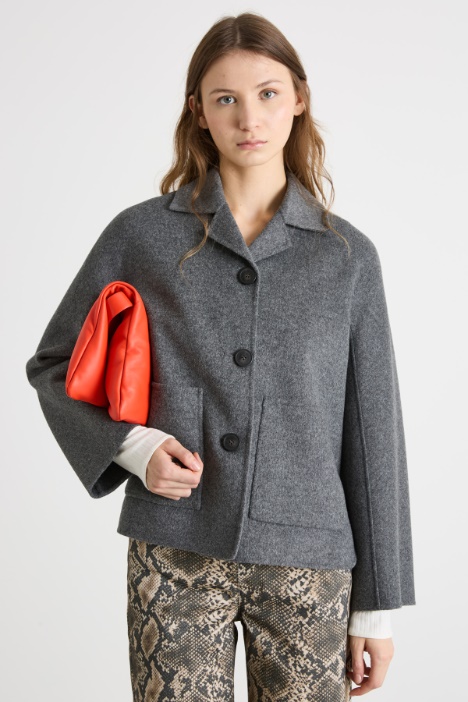 Giacca monopetto con tasche applicate