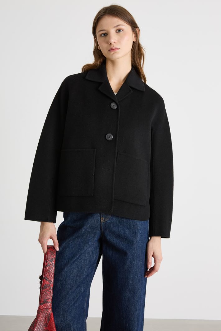 Single-breasted jacket with patch pockets Intrend - 2