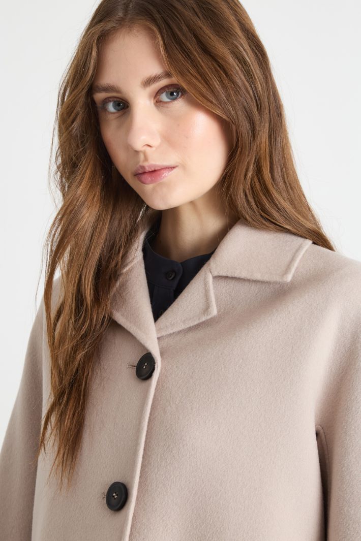 Single-breasted jacket with patch pockets Intrend - 3