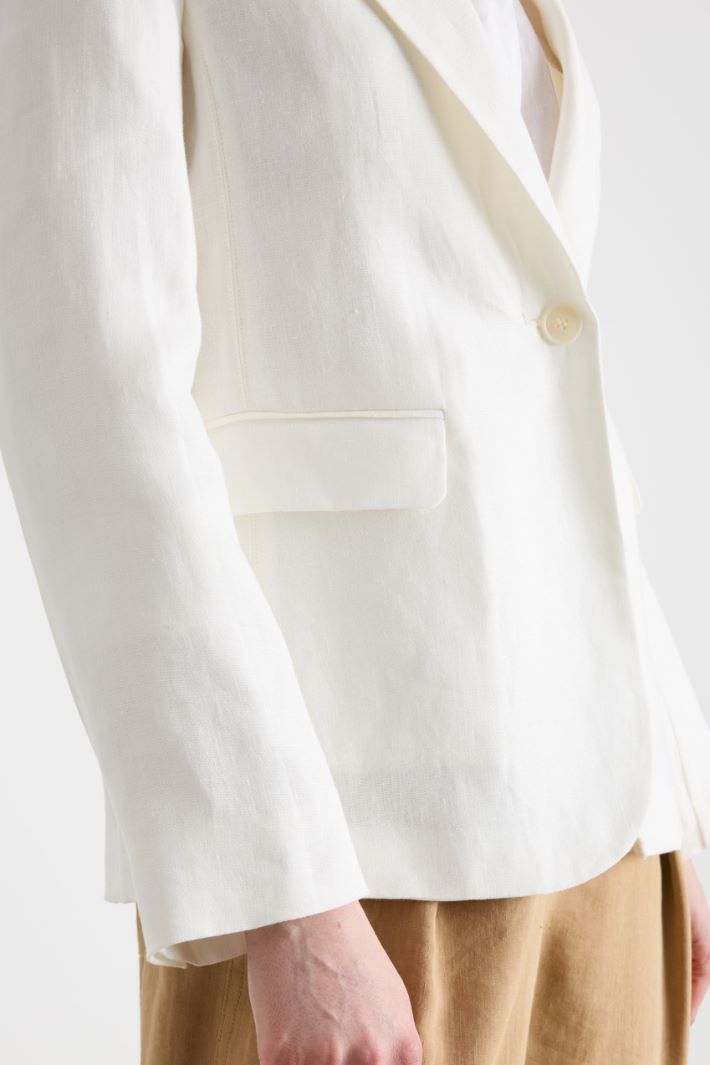 
Blazer sfiancato con bottone singolo Intrend - 3