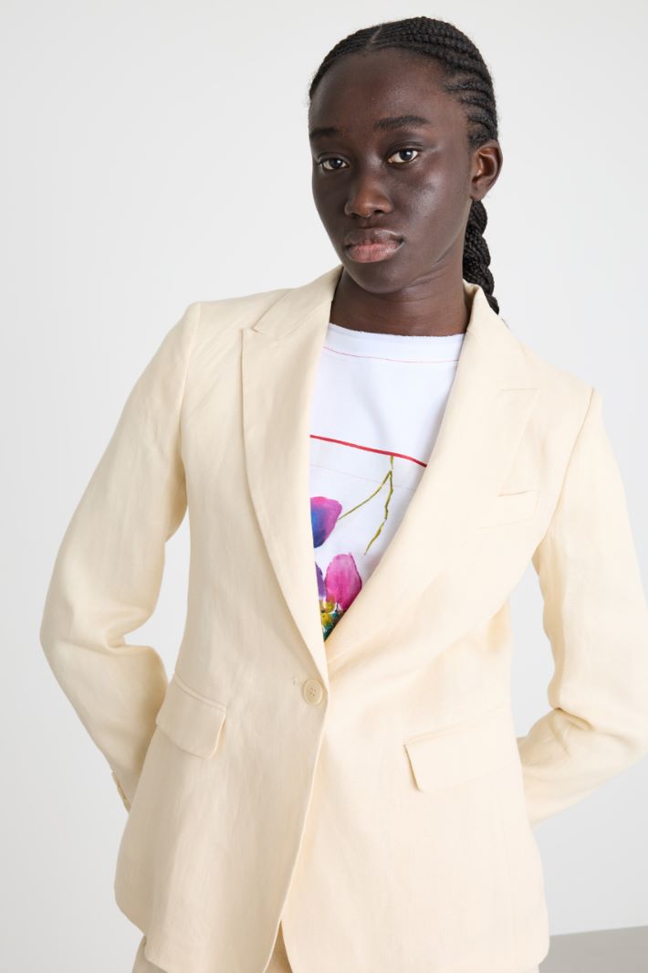 
Blazer sfiancato con bottone singolo Intrend - 3