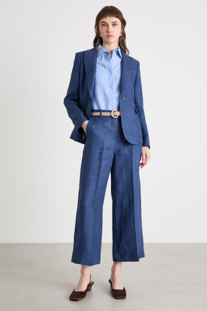 
Blazer sfiancato con bottone singolo Intrend