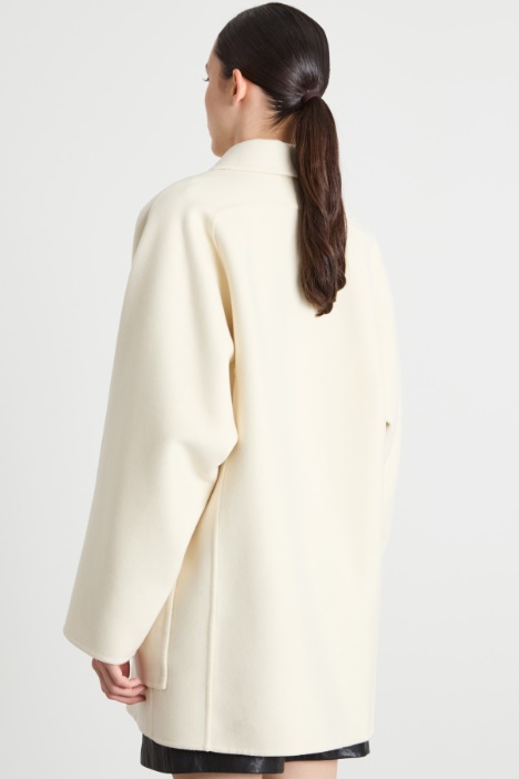 Cappotto corto a uovo