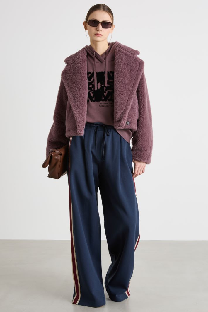 Short coat in soft, warm fabric Intrend