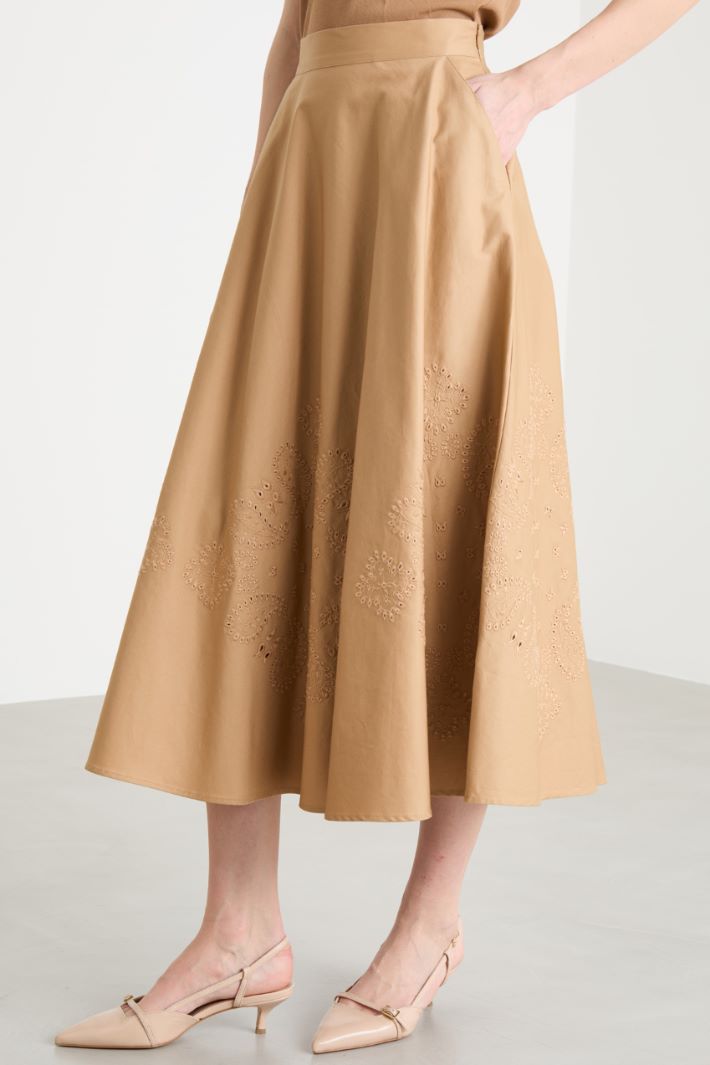 Broderie Anglaise Skirt Intrend - 2