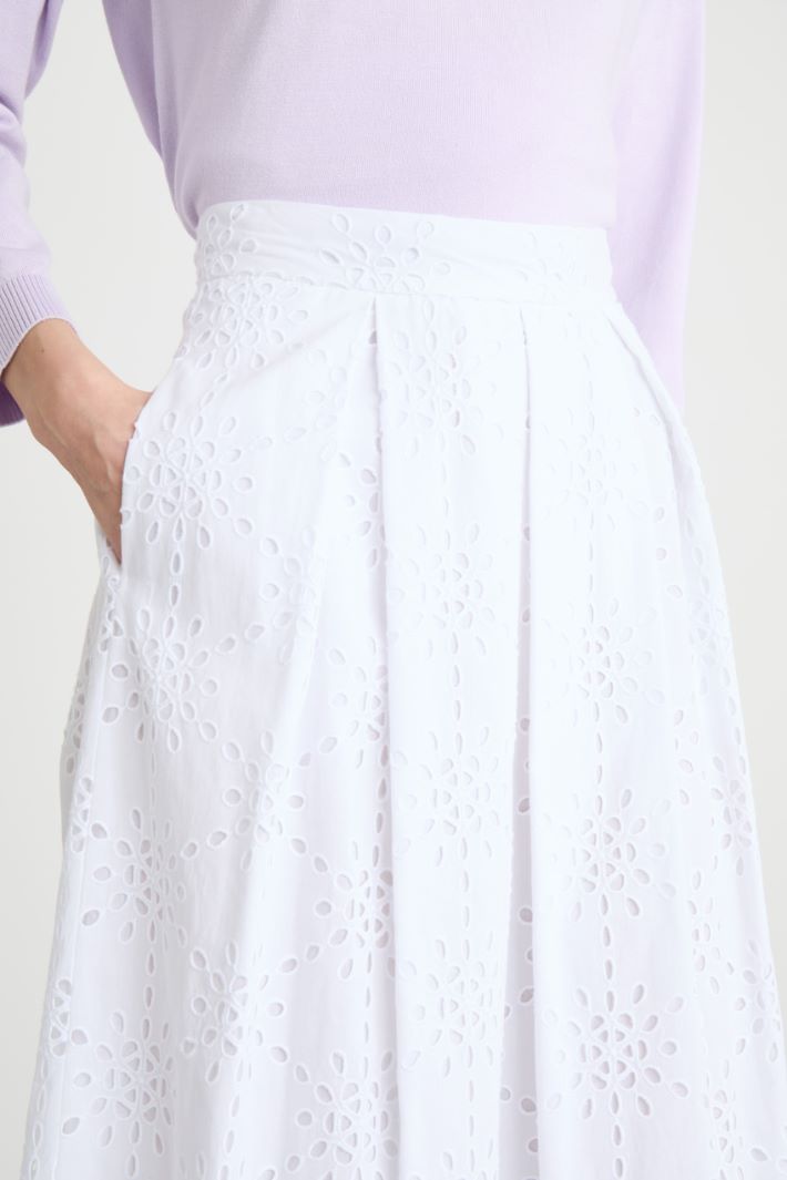Broderie Anglaise Skirt Intrend - 3