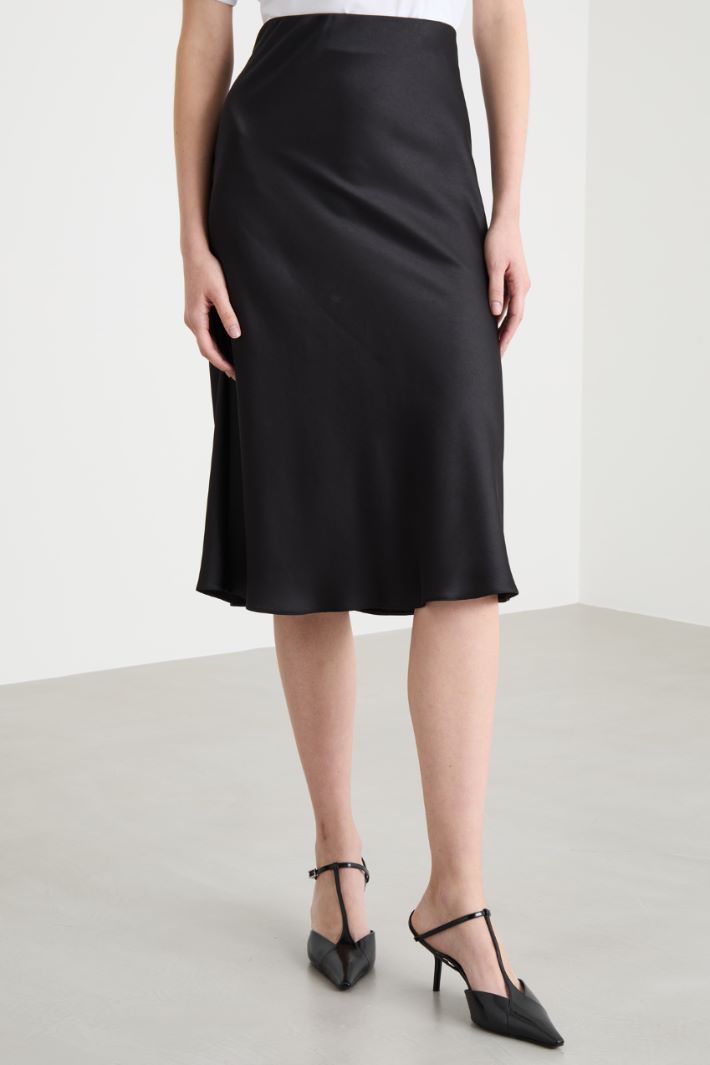 Satin midi skirt Intrend - 2