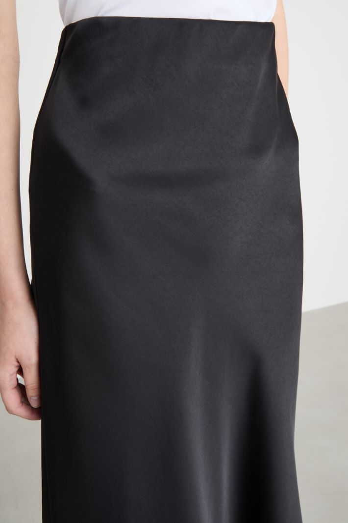 Satin midi skirt Intrend - 3