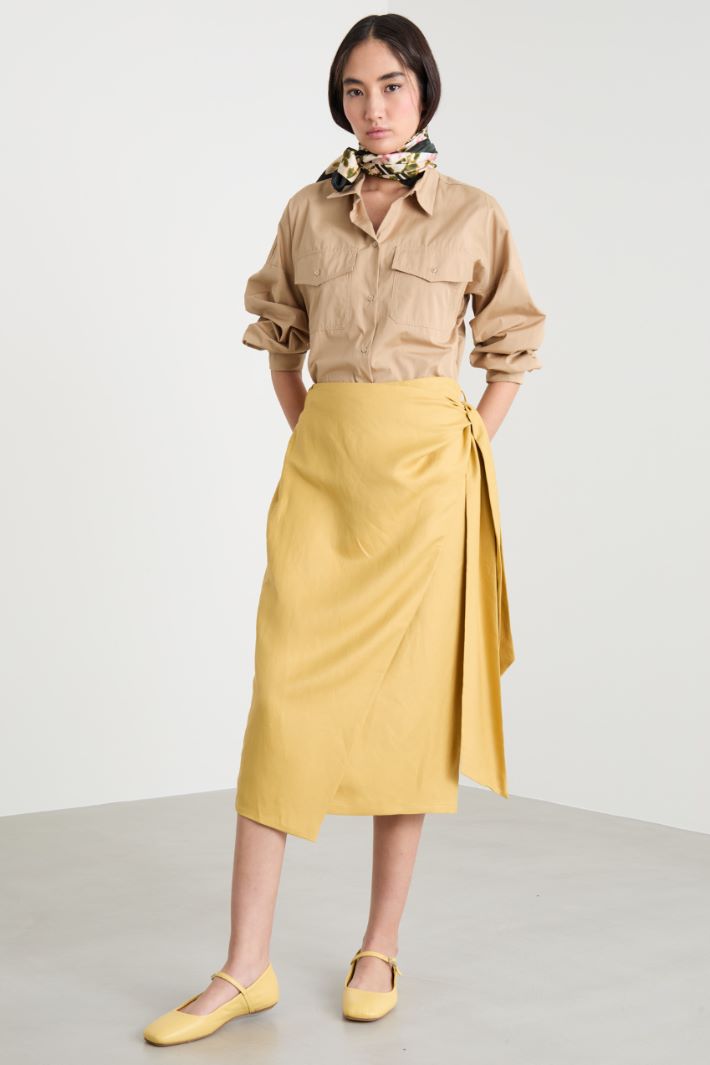 Linen and silk twill midi skirt Intrend