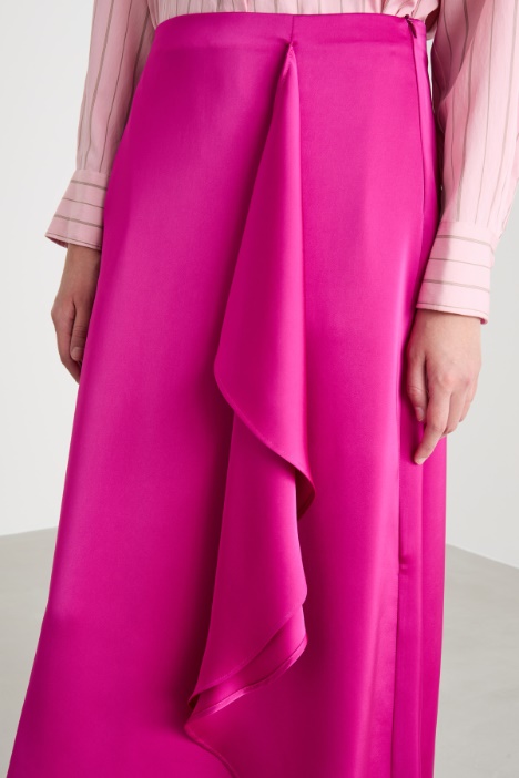 Gonna in raso con maxi volant