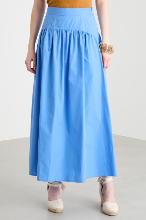 Gonna svasata in popeline