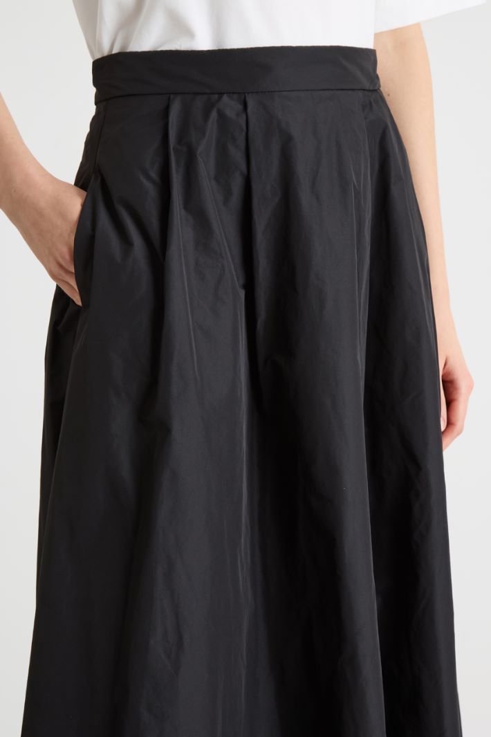 Falda de tafetán técnico Intrend - 3