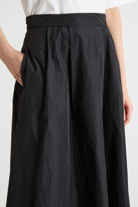 Gonna in taffetà tecnico
