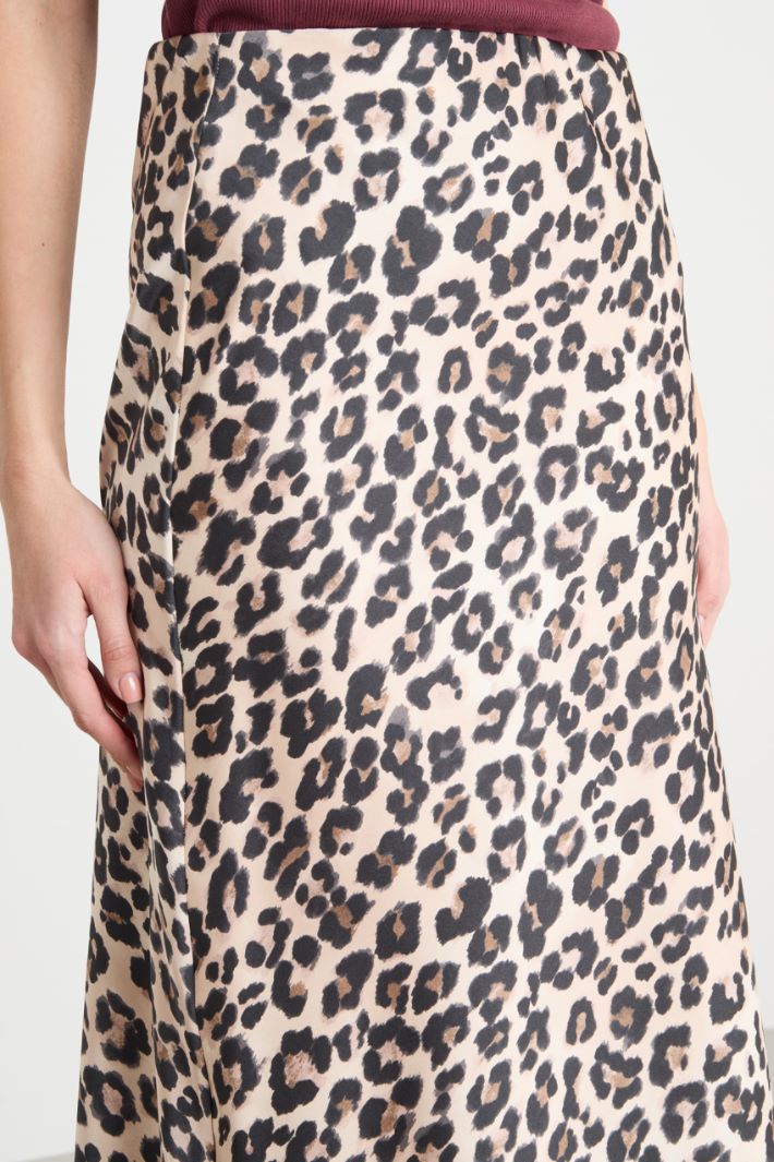 Animal print midi skirt Intrend - 3