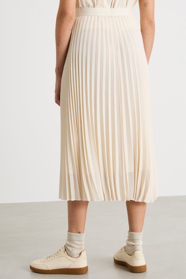 Long sunray-pleated skirt Intrend - 4