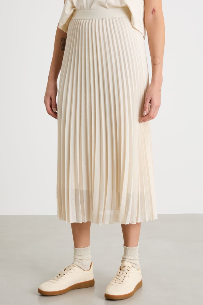 Long sunray-pleated skirt Intrend - 2