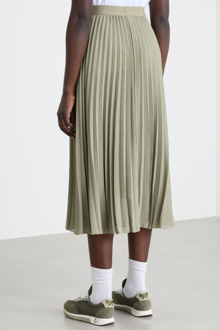 Long sunray-pleated skirt Intrend - 4