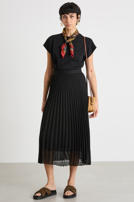 Long sunray-pleated skirt Intrend