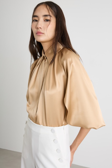 Satin blouse Intrend