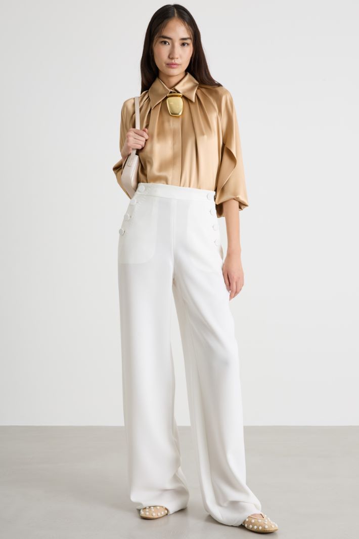 Satin blouse Intrend