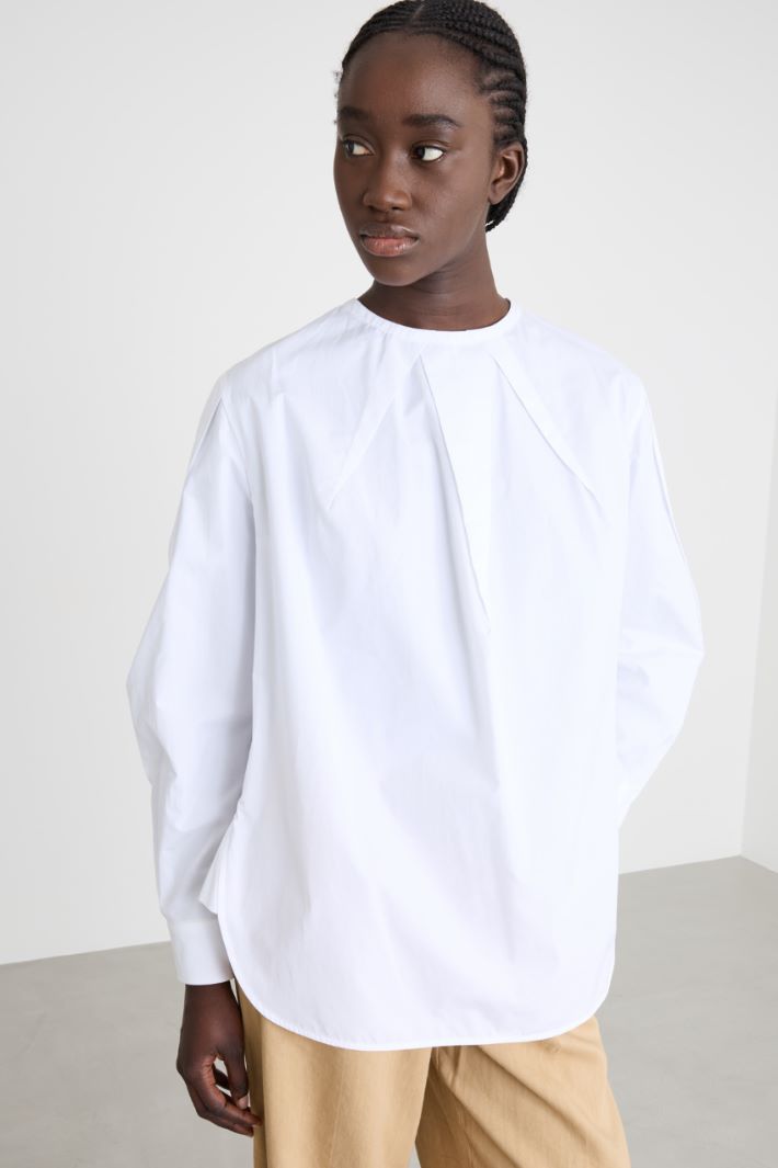 Blusa oversize in popeline stretch Intrend - 3