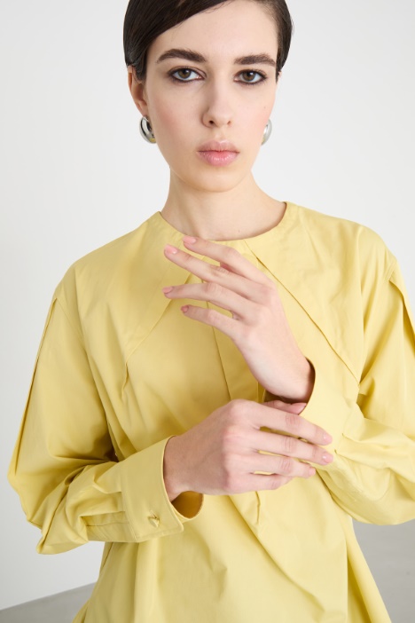 Blusa oversize in popeline stretch