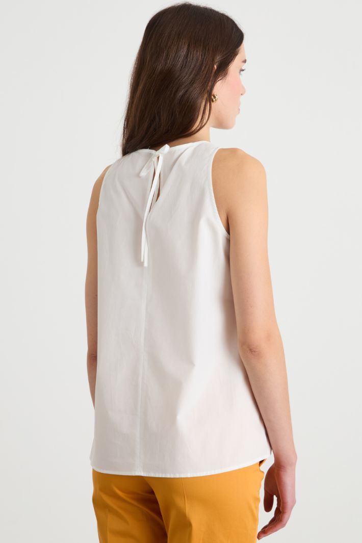 Cut-out poplin top Intrend - 4