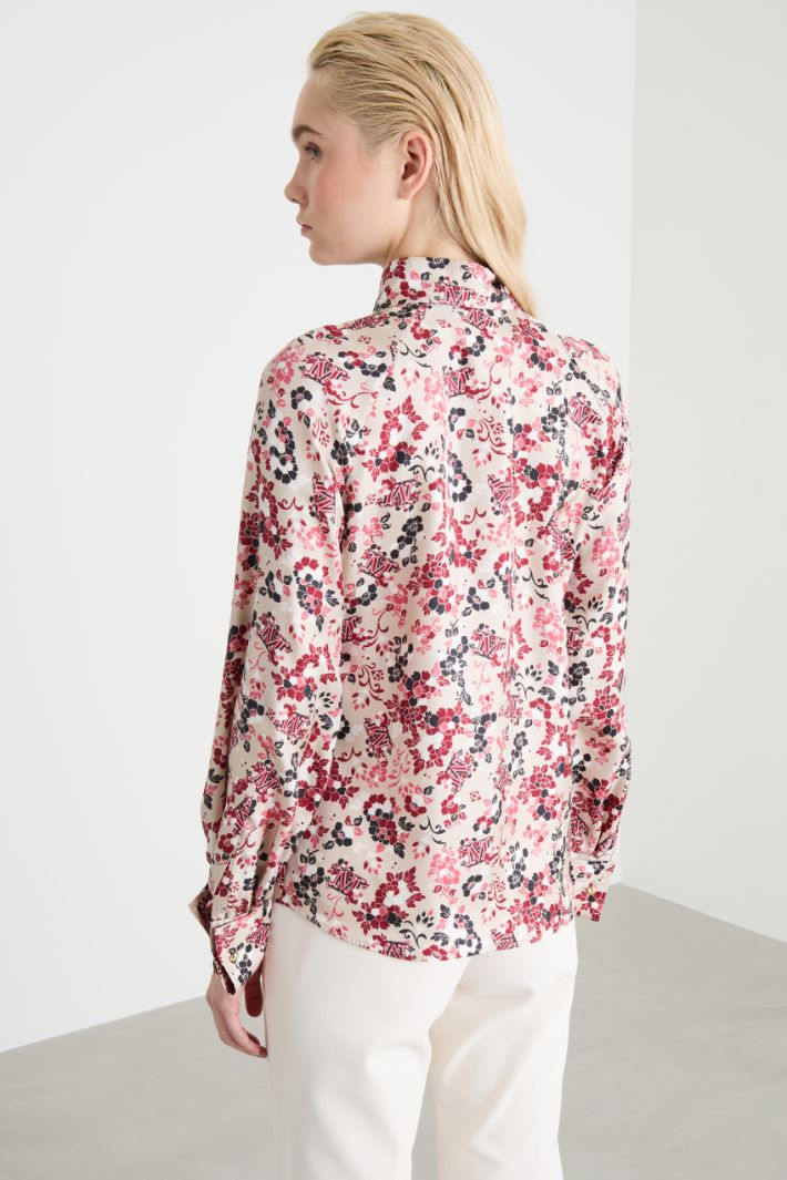 Printed twill blouse Intrend - 4