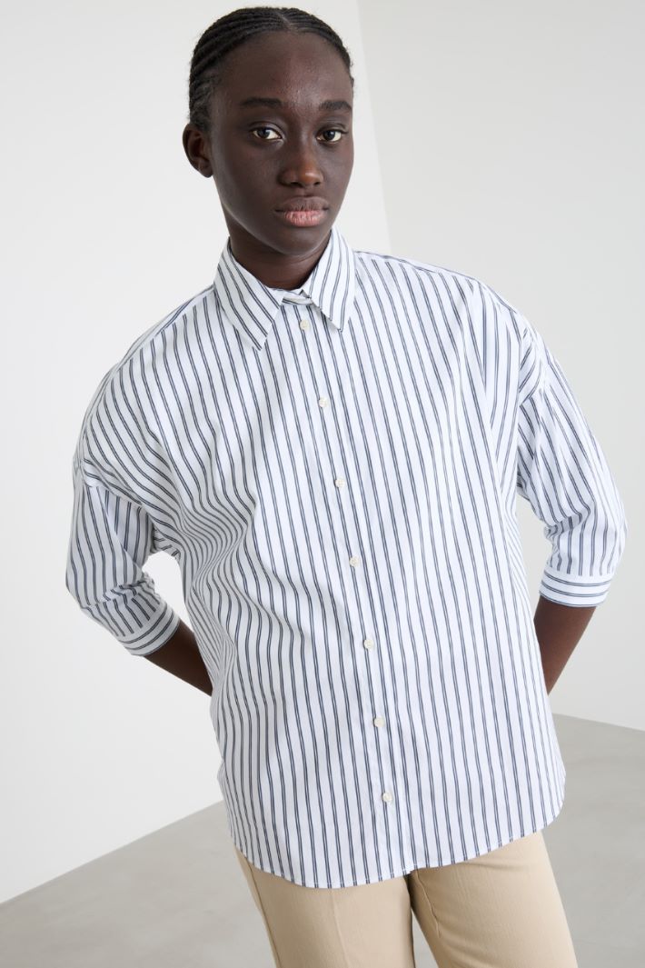 Loose-fit printed shirt Intrend - 3