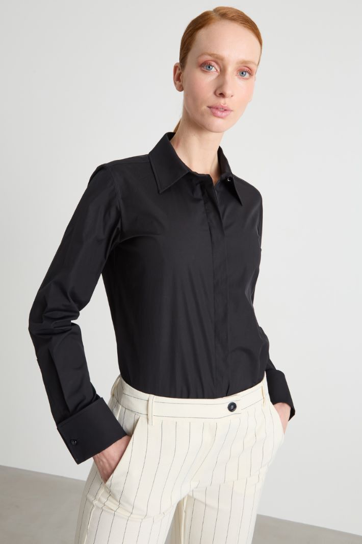 Split-Hem Crepe Shirt Intrend - 2