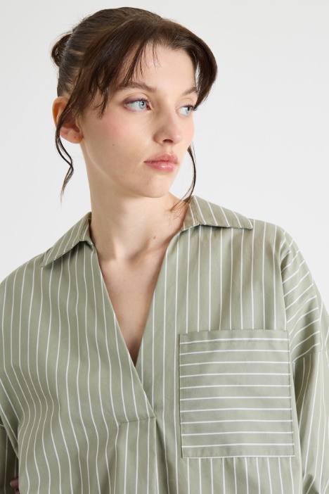 Camicia ampia in popeline