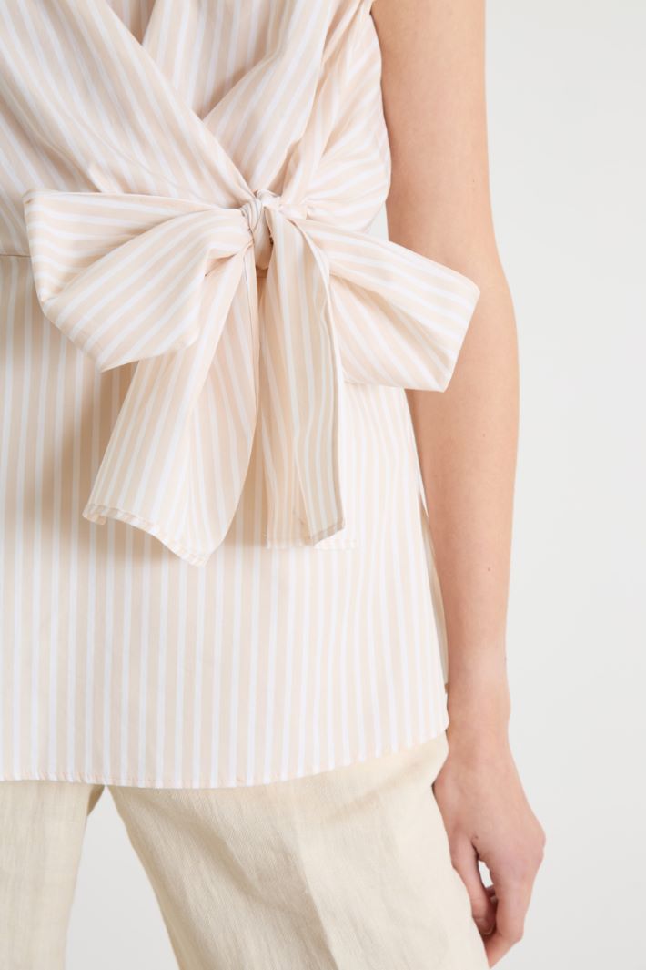 Poplin top with sash Intrend - 3