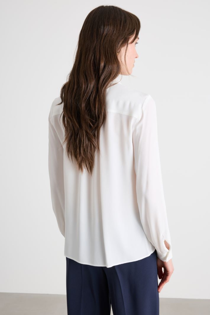 Blusa in crepe con rouches Intrend - 4