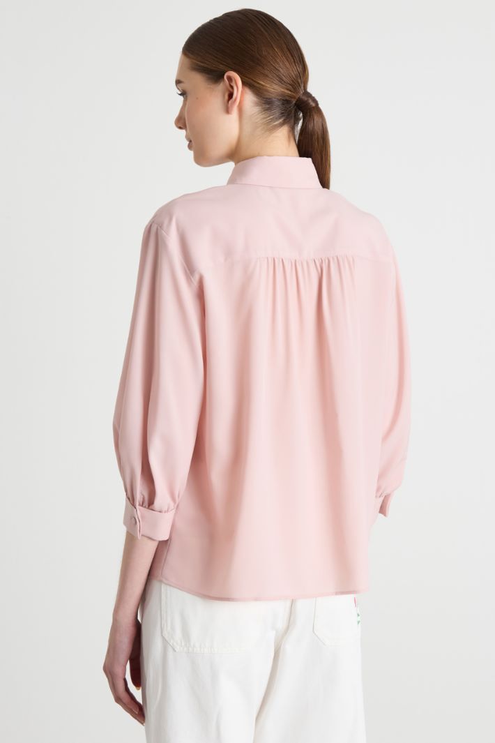 Crepe de chine blouse with scarf Intrend - 4