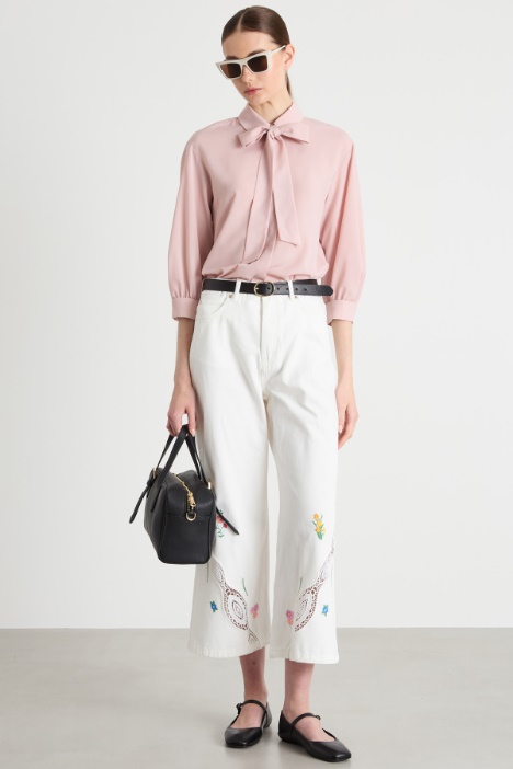 Crepe de chine blouse with scarf Intrend