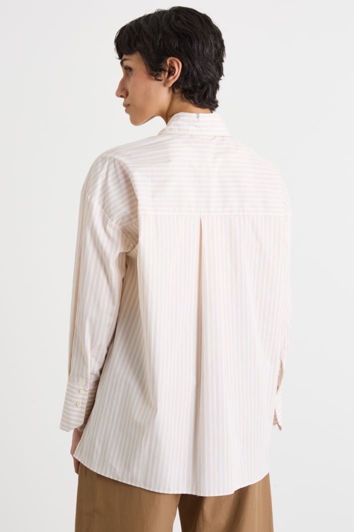 Oversized poplin shirt Intrend - 4