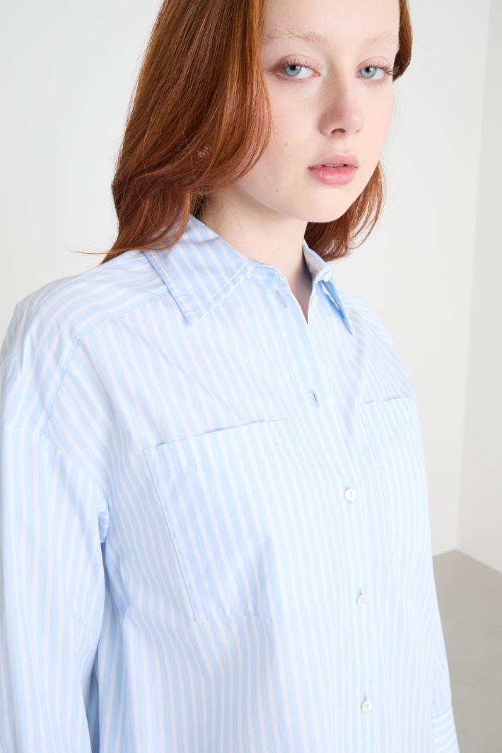 Oversized poplin shirt Intrend - 3