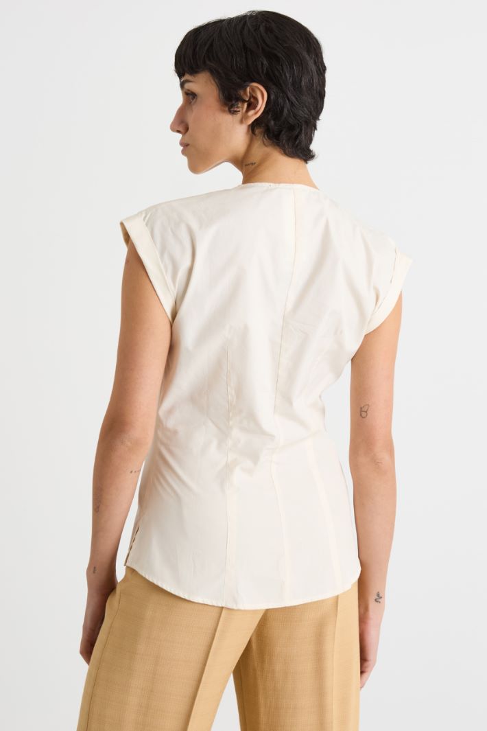 Cap-sleeve poplin shirt Intrend - 4