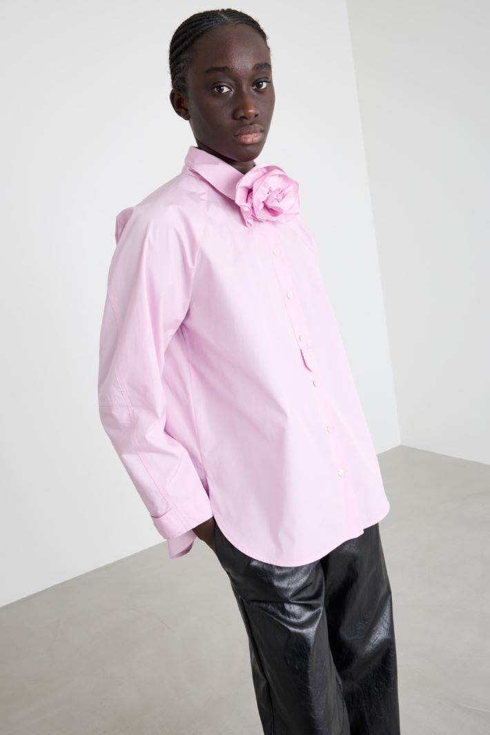 Camicia in popeline con applicazione floreale Intrend - 2