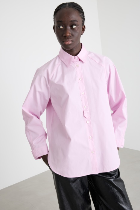 Camicia in popeline con applicazione floreale