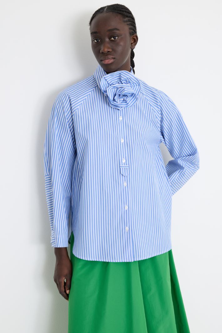 Camicia in popeline con applicazione floreale Intrend - 2