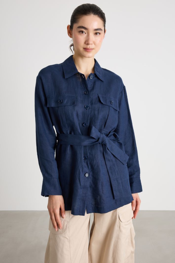 Oversized shirt with pockets Intrend - 2