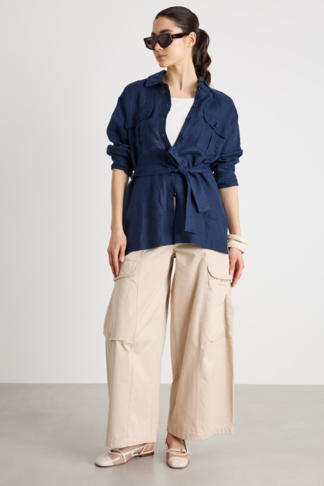 Oversized shirt with pockets Intrend