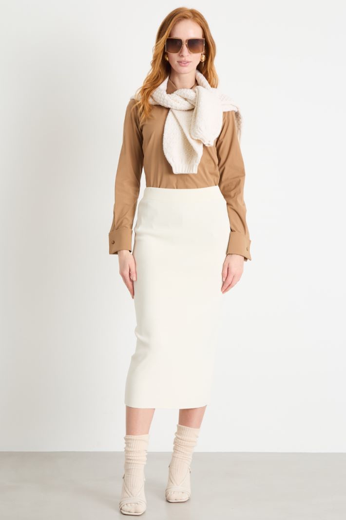 Camicia in popeline stretch Intrend